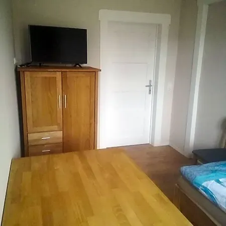 Auestrasse 94a Locanda *